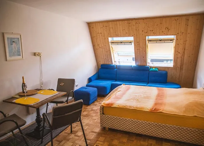 Soncni Apartma דירה בובק